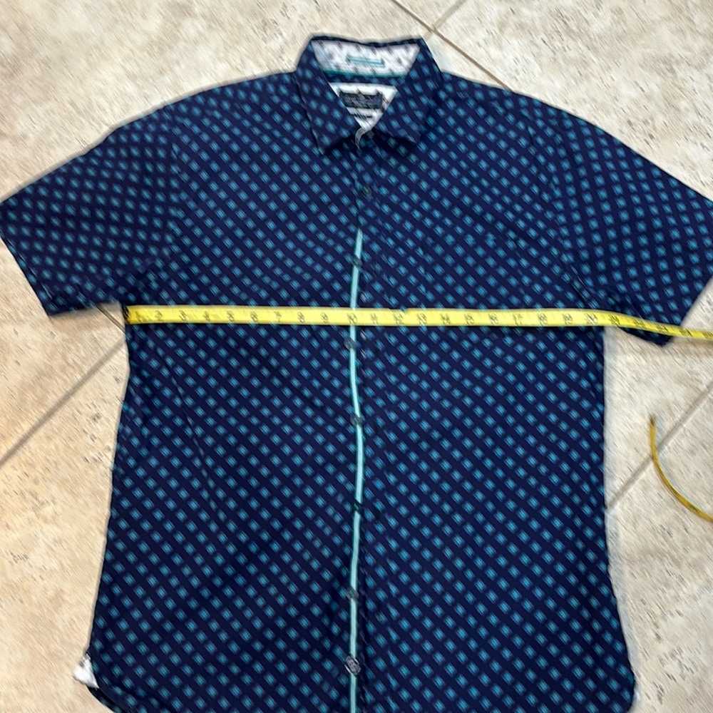 Across the Pond men’s  collared casual button down shirt